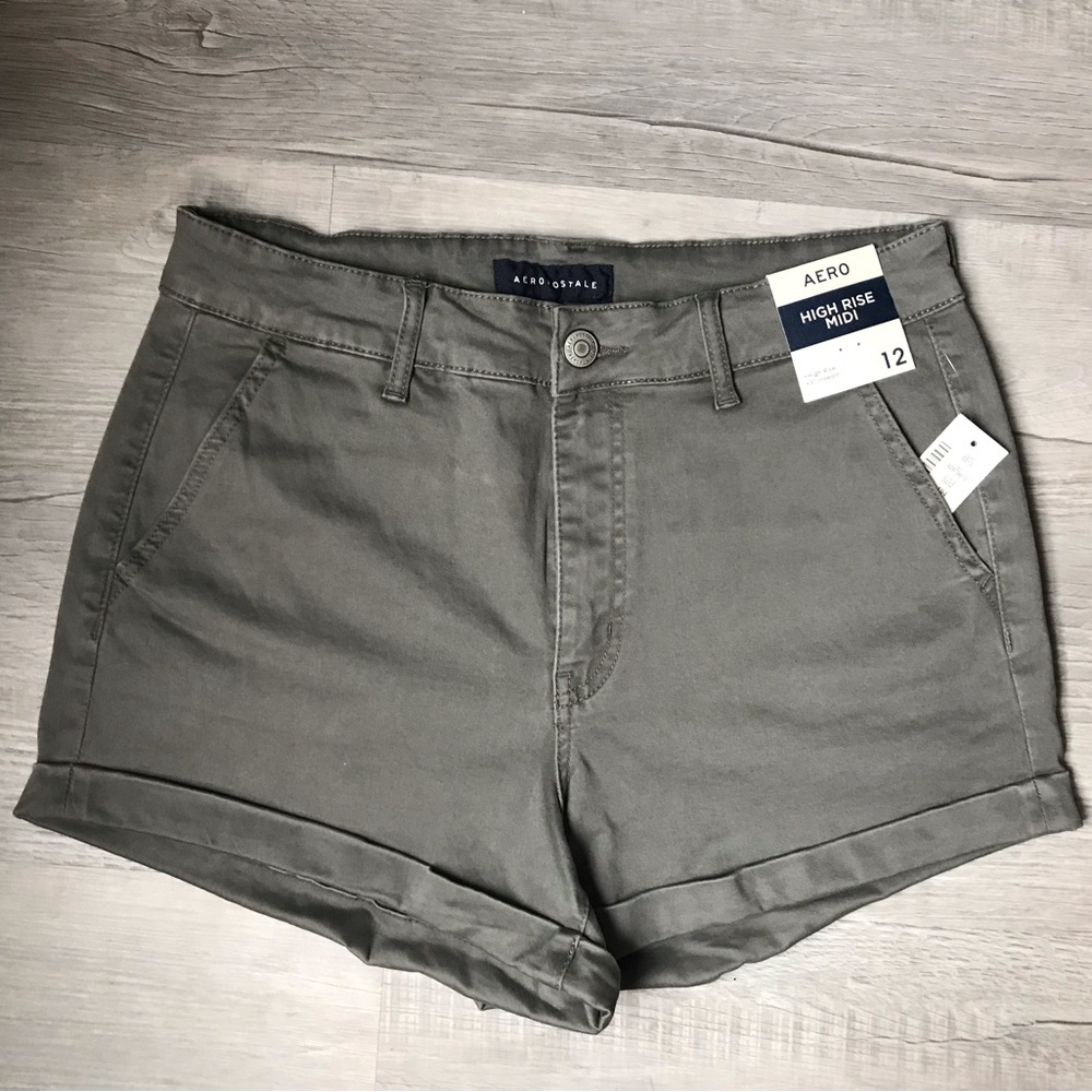 Women’s green Aeropostale shorts. Size 12.